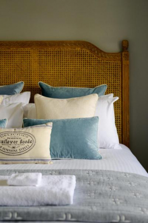 Bluestone Cottage - Character & Class
